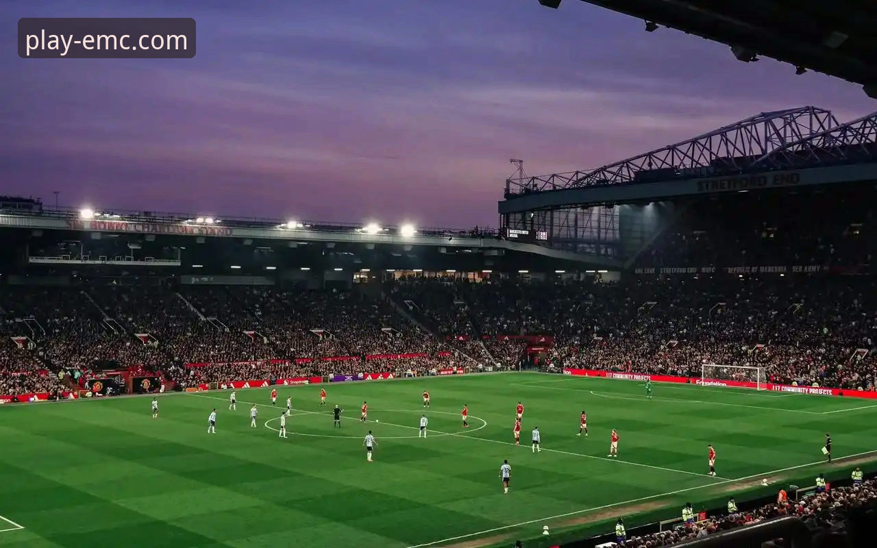 老特拉福德逆转夜：从易倍体育视角深度剖析曼联的崛起与战术细节